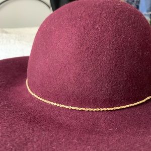 Alexis Rose style wool floppy hat in Oxblood